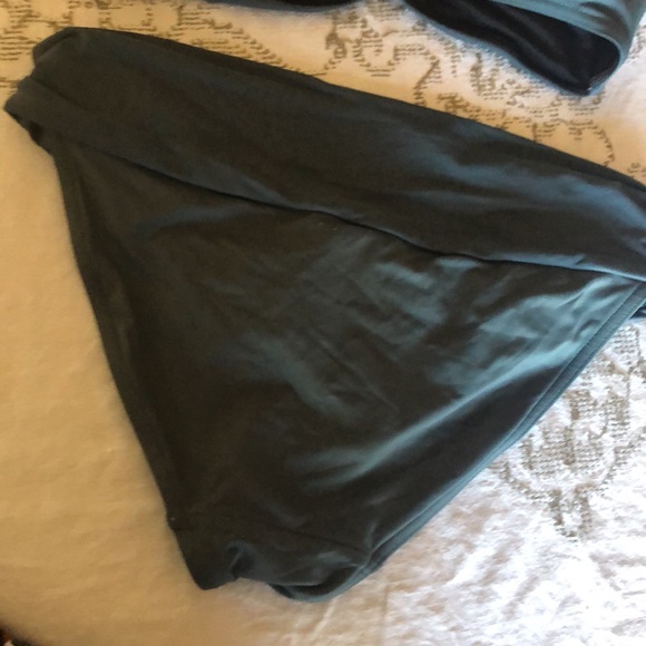 VS teal halter bikini s/m - Picture 7 of 8